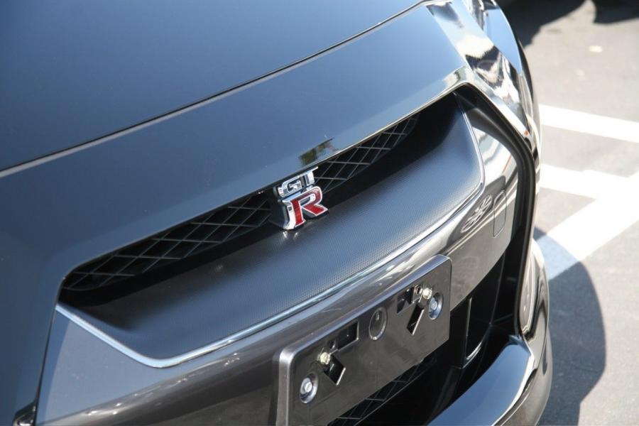  Nissan GT-R 2008 года  (фото 31 из 71)